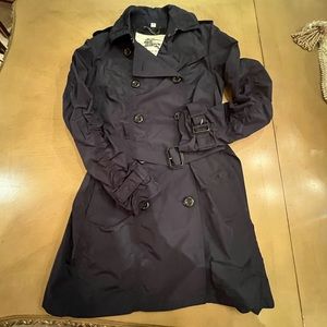 BURBERRY trench size US 6